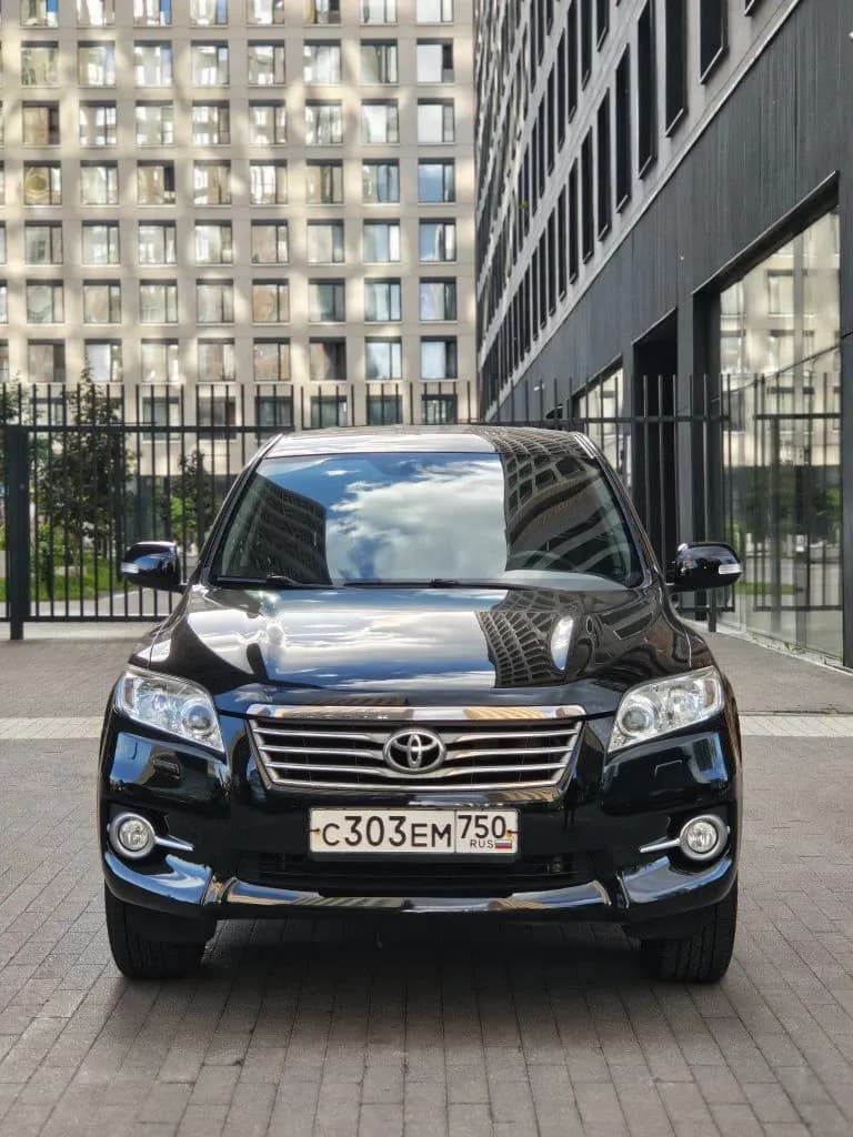 Toyota RAV4 2011